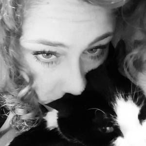 Meet your Posher, Jaclynn